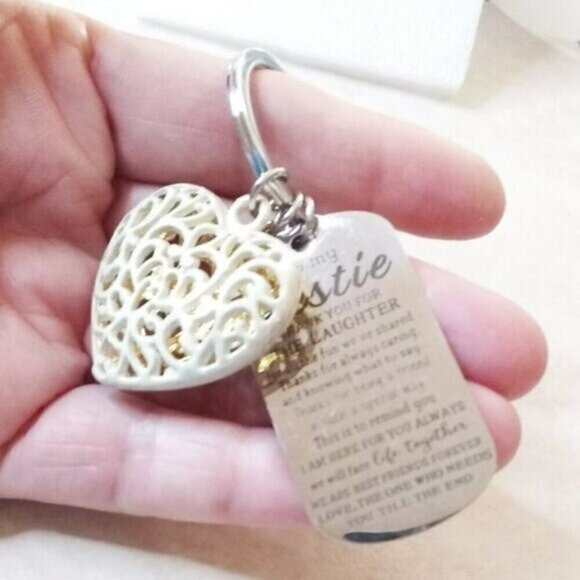 Heart Key Chain for Besties! Show your Love + Appreciation! Best Friend! Keyring - Picture 7 of 9